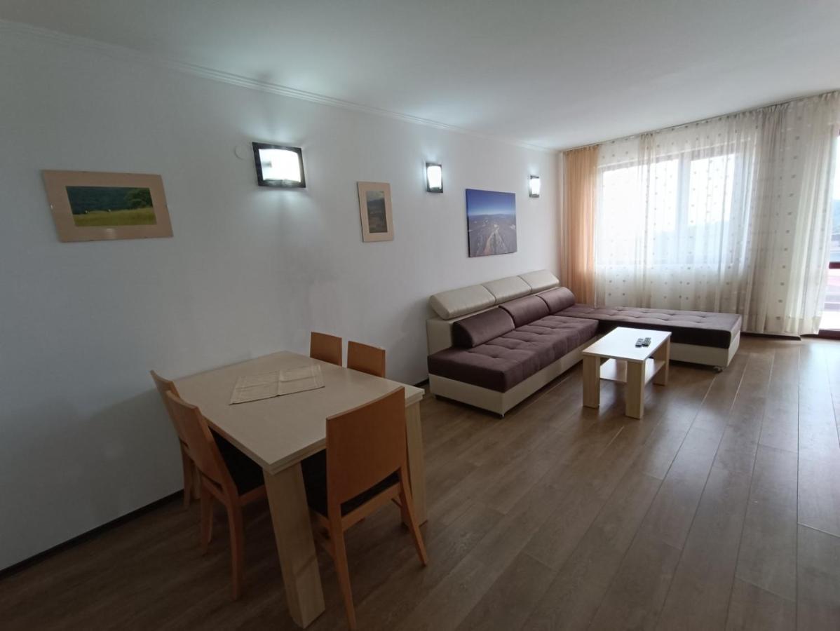 Viva 6 Apartment In Hotel Stenata Pamporovo Buitenkant foto